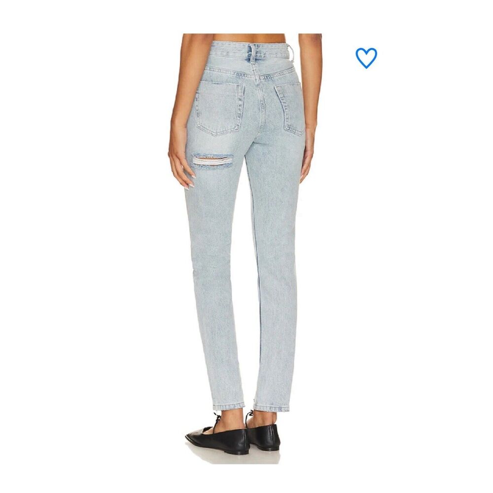 REVOLVE Superdown Bailee Butt Split Jean Light Wash High Rise Straight Size 27